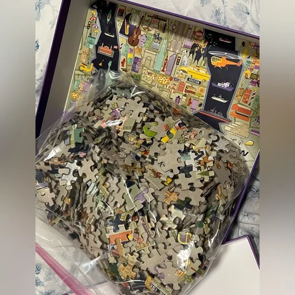 1000 piece NYC lpuzzle - Blue Lobster jigsaw puzzle puzzle - Picture 4 of 5